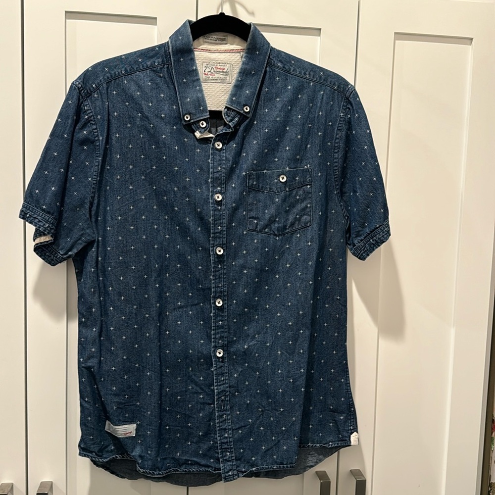 7 Diamonds denim shirt
